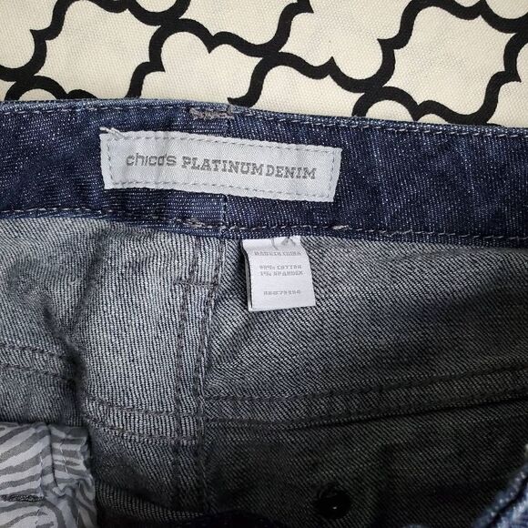 Chico's Platinum Size 1 (8) Ultimate Fit Crop Slim Fit Jean - Picture 4 of 8
